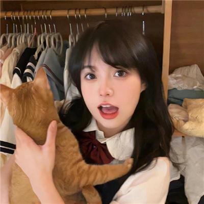 驼背人与舞女